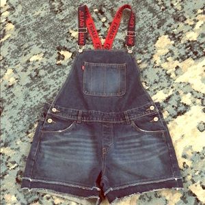 Levi’s overalls
